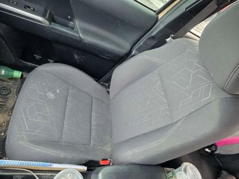 Used 2018 Toyota Tacoma TRD Off-Road image 8