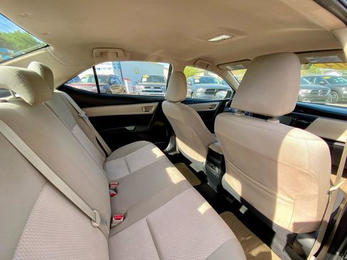 Used 2014 Toyota Corolla LE FWD image 10