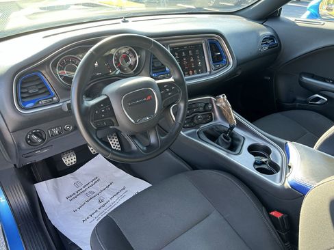 Used 2015 Dodge Challenger R/T Scat Pack RWD image 30