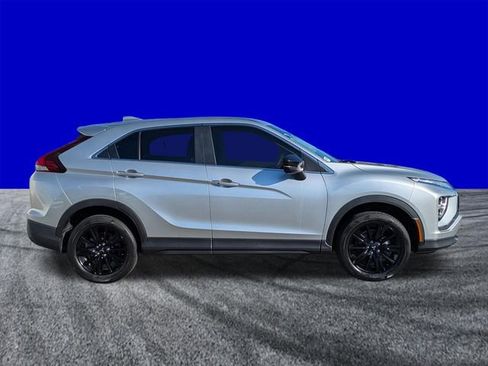 Used 2024 Mitsubishi Eclipse Cross LE AWD/4WD image 3
