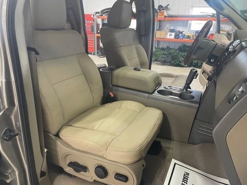 Used 2005 Ford F150 Lariat AWD/4WD image 21