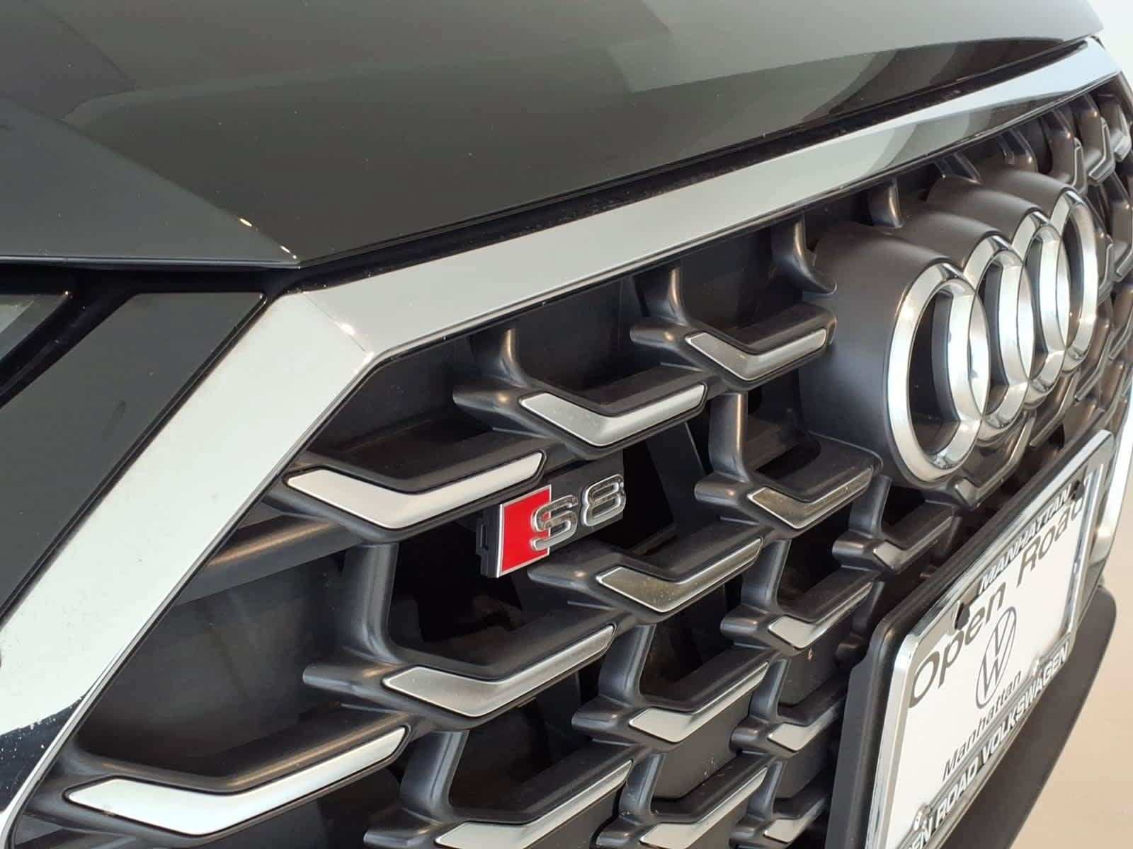 Used 2023 Audi S8 w/ S8 Executive Package AWD/4WD image 4