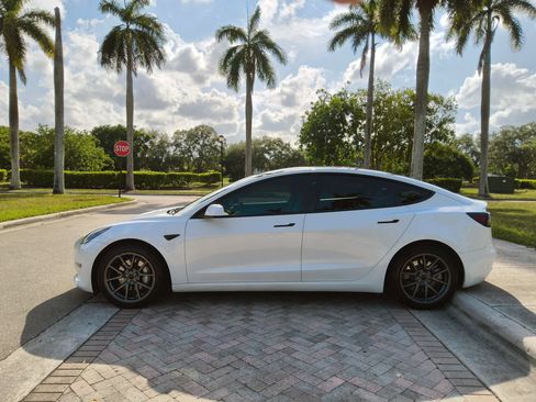 Used 2022 Tesla Model 3 RWD image 19