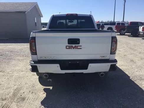 Used 2017 GMC Sierra 1500 SLT image 4