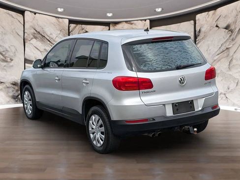 Used 2012 Volkswagen Tiguan S FWD image 8