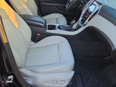 Used 2013 Cadillac SRX Luxury AWD/4WD image 34