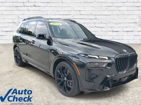 Used 2024 BMW X7 xDrive40i w/ Executive Package AWD/4WD image 3