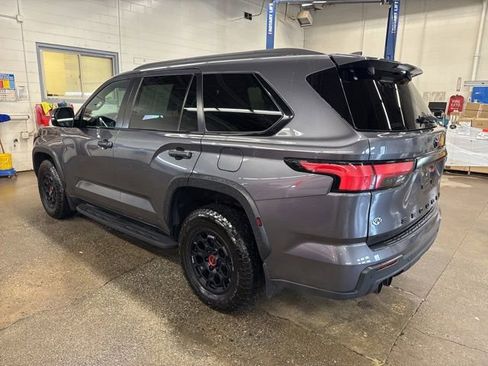 Used 2024 Toyota Sequoia TRD Pro AWD/4WD image 4