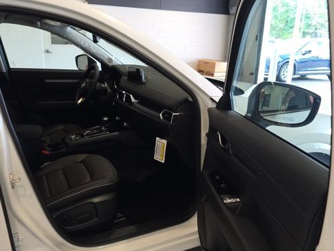 Used 2025 MAZDA CX-5 AWD 2.5 S w/ Preferred Package image 18
