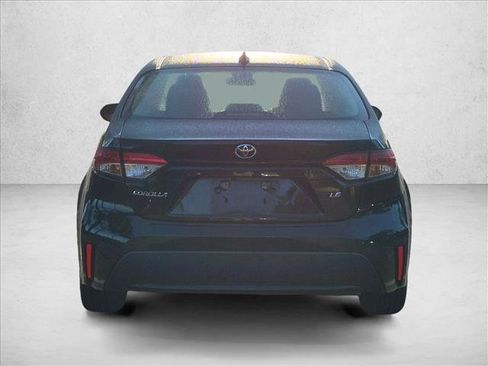 Used 2020 Toyota Corolla LE FWD image 5