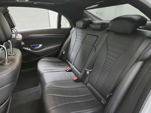 Used 2015 Mercedes-Benz S 550 4MATIC Sedan image 24
