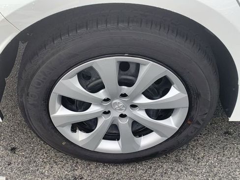Certified 2024 Toyota Corolla LE FWD image 33