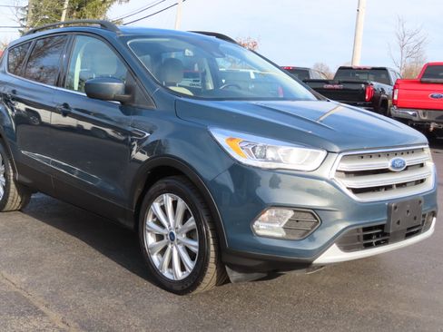 Used 2019 Ford Escape SEL image 18