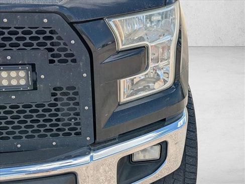 Used 2015 Ford F150 XLT w/ Equipment Group 302A Luxury image 9