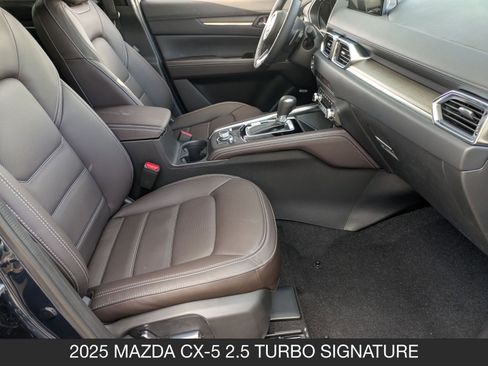 New 2025 MAZDA CX-5 Signature image 36