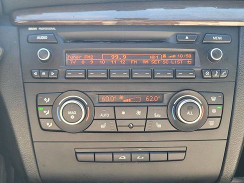 Used 2012 BMW 135i Convertible image 25