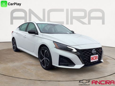 Used 2024 Nissan Altima 2.5 SR image 1