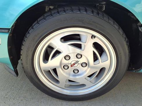 Used 1990 Chevrolet Corvette Convertible image 19