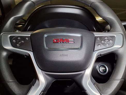 Used 2023 GMC Terrain SLE w/ Elevation Edition image 26