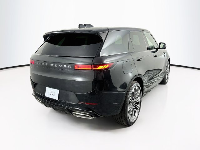 New 2027 Land Rover Range Rover Sport Dynamic SE AWD/4WD image 5