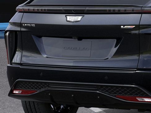 New 2026 Cadillac Lyriq V AWD/4WD image 14