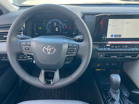 New 2026 Toyota Camry LE w/ Convenience Package AWD/4WD image 11