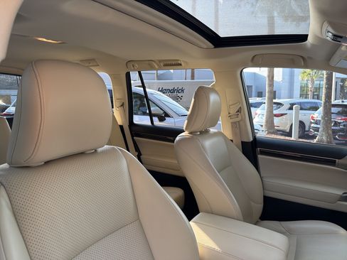 Used 2021 Lexus GX 460 Luxury w/ Sport Design Package AWD/4WD image 41