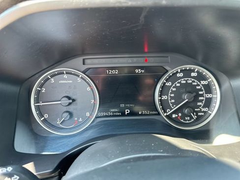 Used 2024 Mitsubishi Outlander SE AWD/4WD image 13