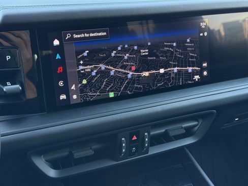 Used 2025 Porsche Cayenne GTS image 20