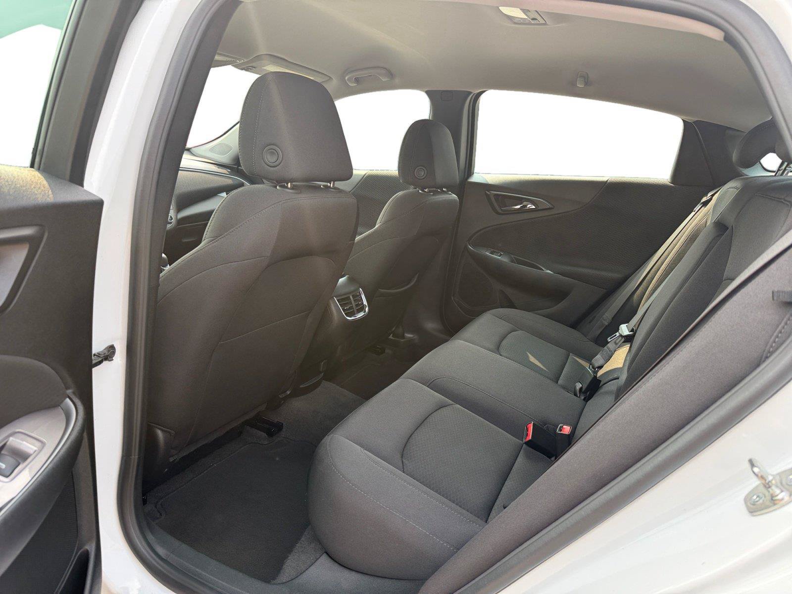 Used 2024 Chevrolet Malibu LT w/ Sport Edition FWD image 19