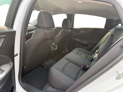 Used 2024 Chevrolet Malibu LT w/ Sport Edition FWD image 19