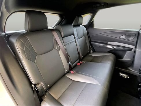 Used 2026 Lexus RX 350 Premium w/ Accessory Package (2T) FWD image 17