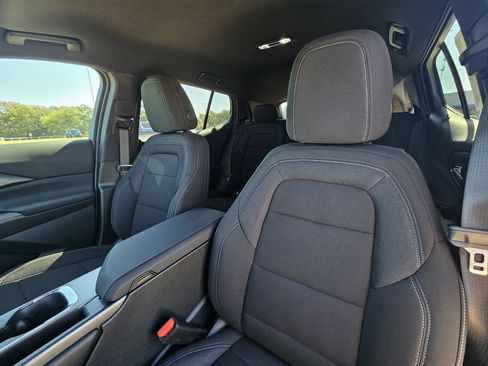 New 2026 Chevrolet Equinox EV LT w/ Comfort Package image 21