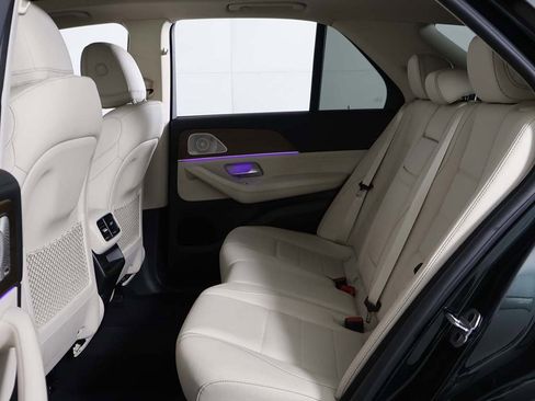 Used 2022 Mercedes-Benz GLE 450 4MATIC w/ Premium Package image 34