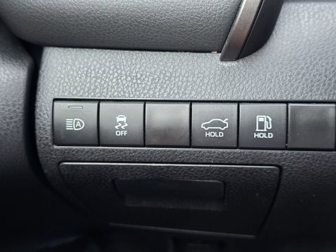 Used 2024 Toyota Camry SE FWD image 23