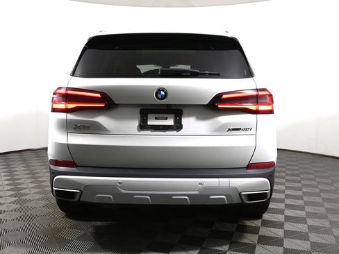Used 2023 BMW X5 xDrive40i w/ Premium Package AWD/4WD image 10