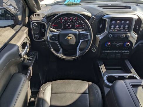Used 2021 Chevrolet Silverado 1500 LTZ w/ Z71 Off-Road Package AWD/4WD image 13
