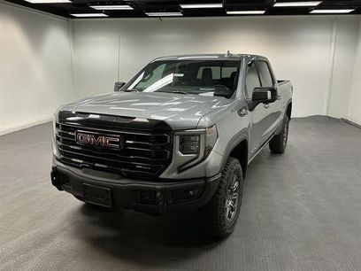 New 2026 GMC Sierra 1500 AT4X w/ LPO, Black Badging Package
