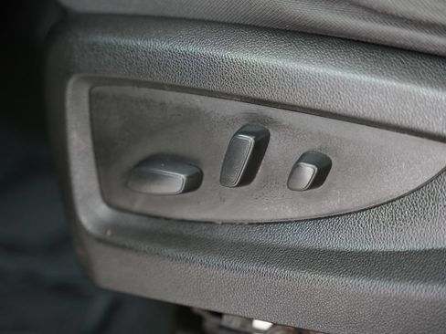 Used 2018 Chevrolet Silverado 1500 LT w/ All Star Edition AWD/4WD image 42