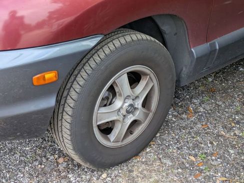 Used 2003 Hyundai Santa Fe GLS FWD image 5
