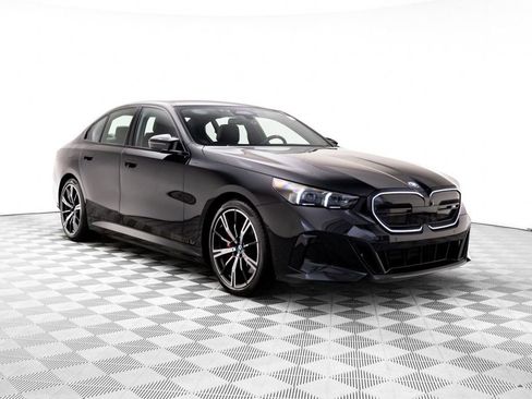 Used 2024 BMW i5 M60 w/ Executive Package image 8