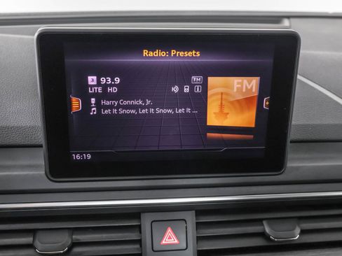 Used 2018 Audi A4 2.0T Ultra Premium Plus w/ Premium Plus Package image 32