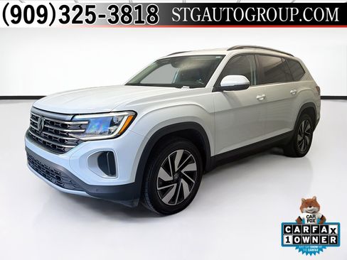 Used 2024 Volkswagen Atlas SE AWD/4WD image 1