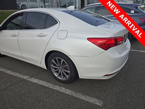 Used 2019 Acura TLX image 8