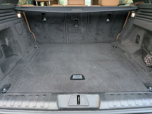 Used 2023 Land Rover Range Rover Sport SE image 34