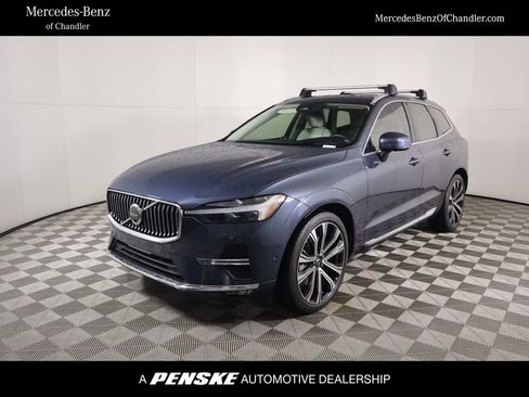 Used 2023 Volvo XC60 B5 Ultimate image 1