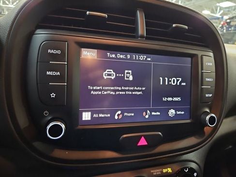 Used 2024 Kia Soul LX w/ Option Group 015 image 24