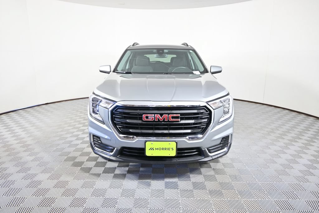 Used 2024 GMC Terrain SLE w/ Driver Convenience Package AWD/4WD image 10
