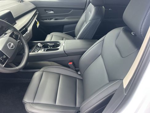 New 2026 Nissan Murano SV AWD/4WD image 17