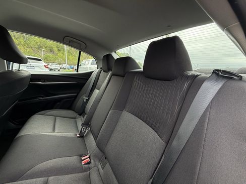 Used 2025 Toyota Camry SE image 26